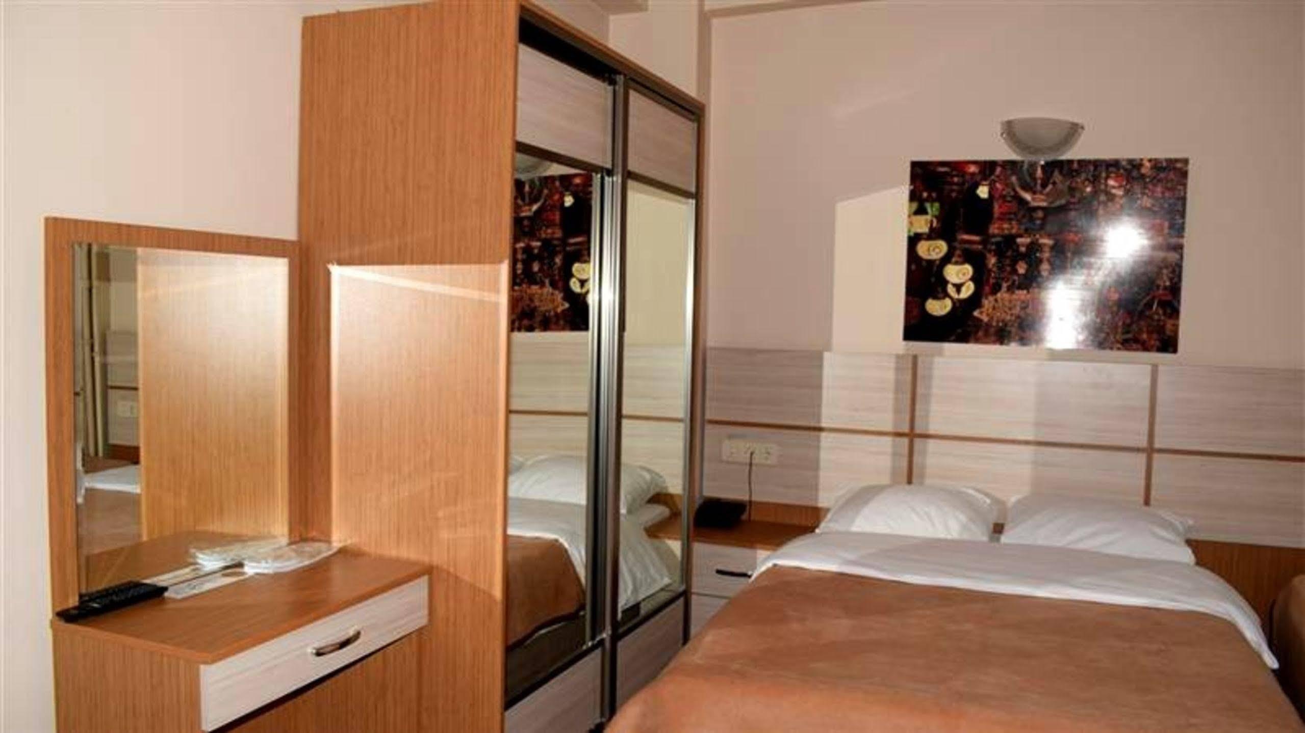 Royal Suites Besiktas Istanbul Exterior foto